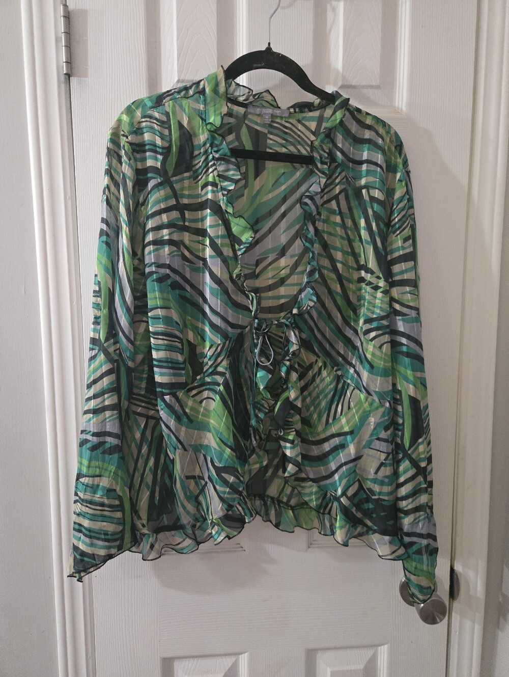 1x tie front blouse